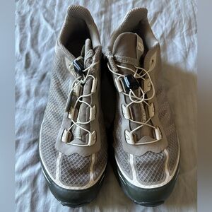 Salomon Gray and Tan Athletic Shoes